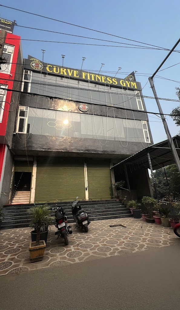 Curve Fitness Gym