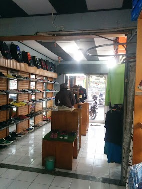 QShop Store, Author: Roni Kuswanto