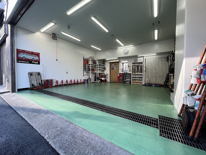 有限会社鈴岩オート