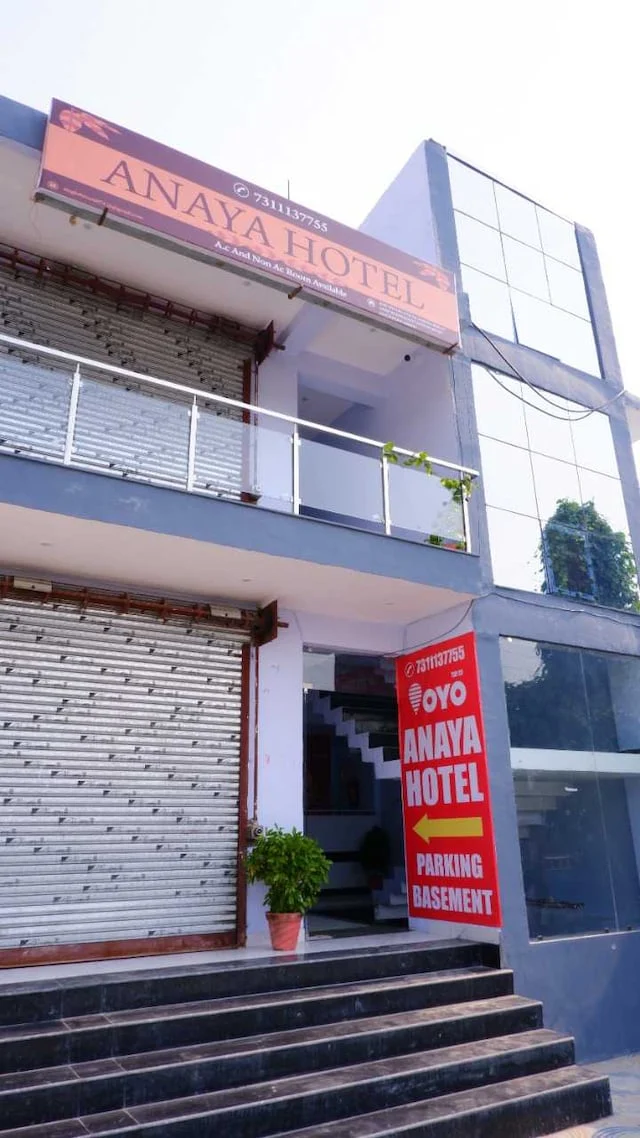 OYO Anaya Hotel
