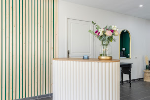 Photo n°22 de LE HOME 5 - Coiffure Mixte Barbier à Saint-Hilaire-des-Loges (Barbier)