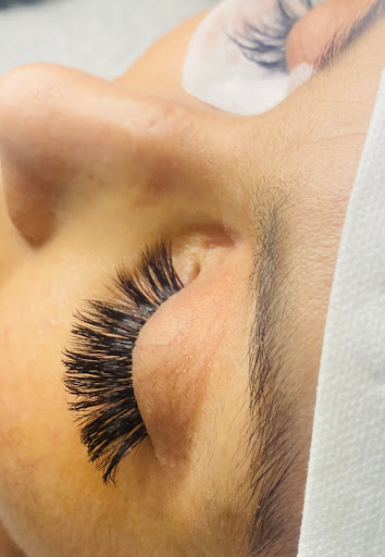 Lashes & Skin Beauty