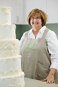 Minette Rushing Custom Cakes by null