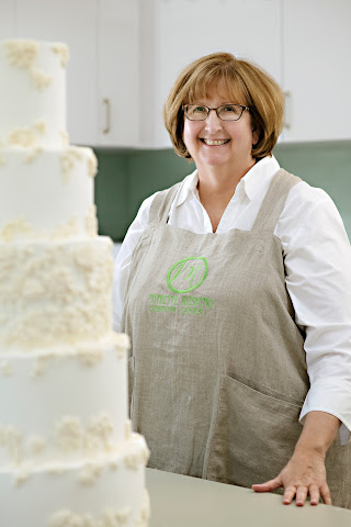 Minette Rushing Custom Cakes by null