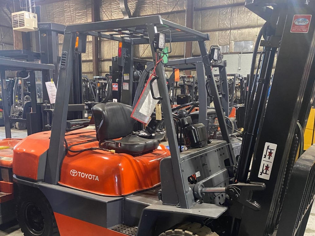 Santana Equipment Forklift Sales and Rentals