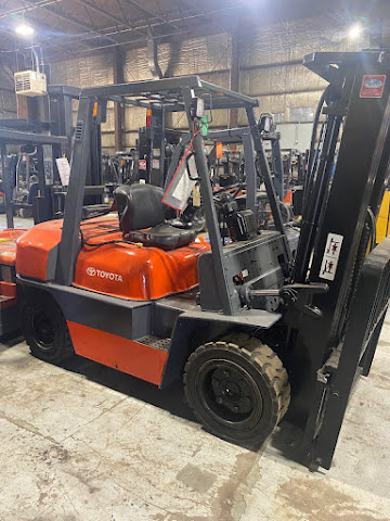 Santana Equipment Forklift Sales and Rentals