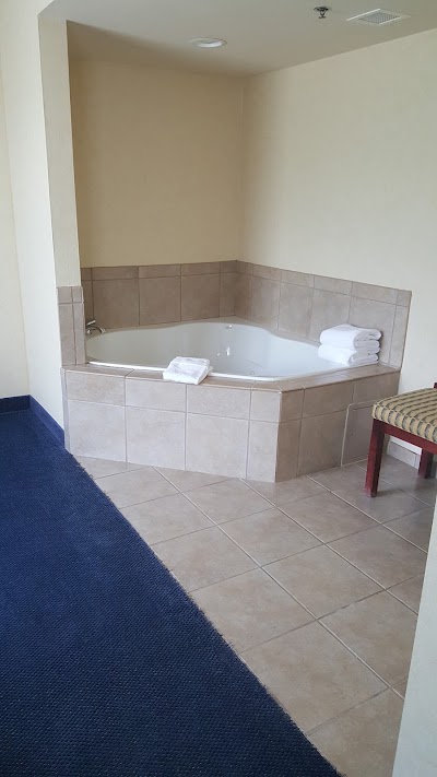 Photos of Wingate by Wyndham Bridgeport