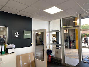 Photo n°5 de Renault Thiers - Bony auto-mobile à Thiers (Garage automobile)