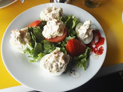 Photos of Y&eacute;-L&ocirc; Fast Food