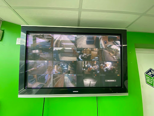 M4 Self Store - Visual