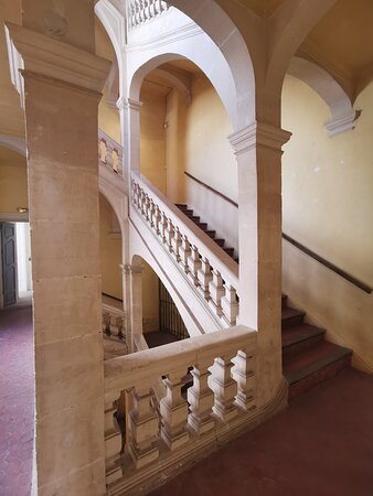 Opinii despre Fondation Manuel Rivera-Ortiz în Arles - Musée