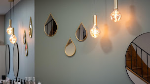 Photo n°13 de Révélation Coiffure à Cosne-Cours-sur-Loire (Salon de coiffure)