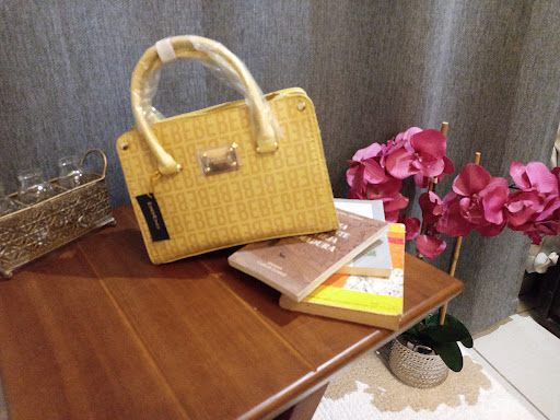 Athenea Boutique - Thumbnail