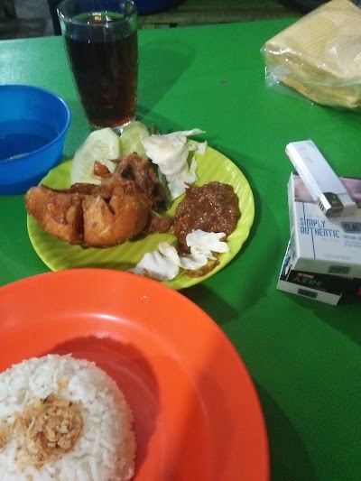 Photos of Gedung Serbaguna Islam Sipolu-polu