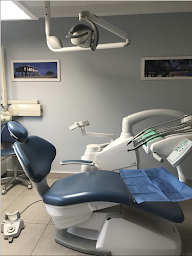 Photo n°1 de Batista Roy Carole à Lormont (Dentiste)