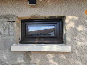 Photo n°8 de Dupin Frères à Chabeuil (Magasin de stores et de rideaux)