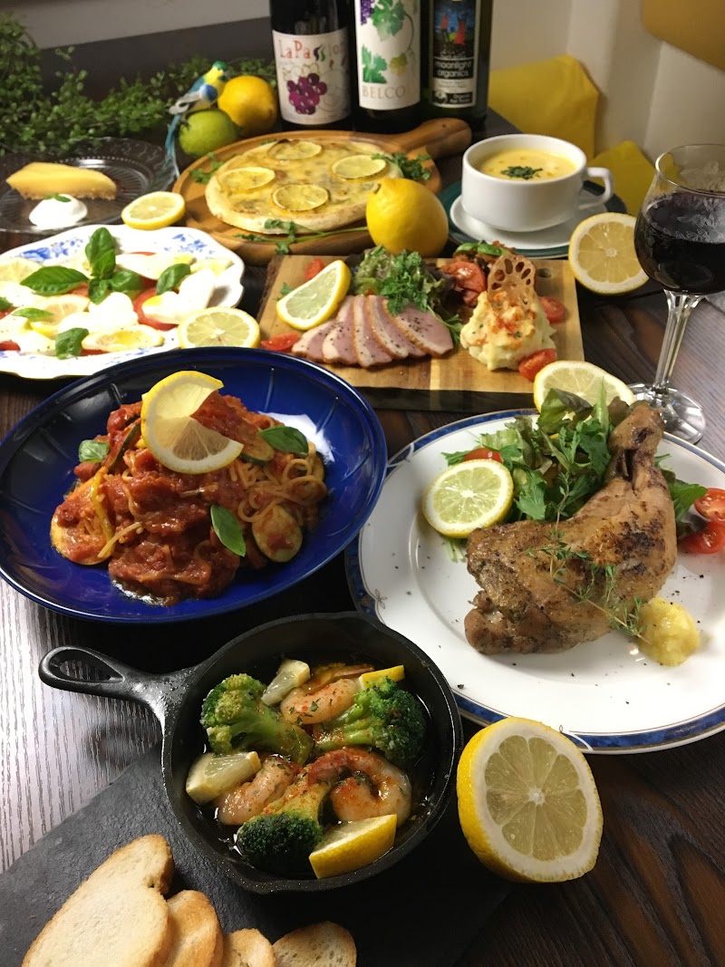 レモン料理とお酒 カプリ食堂烏丸五条店