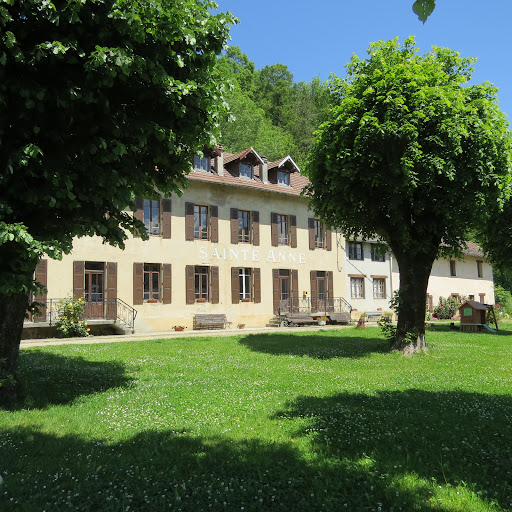 Domaine Sainte Anne: Chambres d'hôtes avec spa et sauna en Savoie, salle de réception, proche Chambéry, Parc de Chartreuse