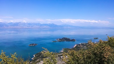 Photos of Manastir Beska