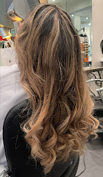 Photo n°5 de GAËTANO D'ALBERTO Salon climatisé à Paris (Salon de coiffure)