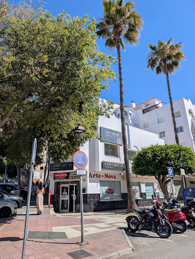 CENTURY 21 Turquesa - Inmobiliaria en Benalmádena - Thumbnail