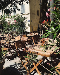 Photo n°11 de Le 17 Place aux Vins Avignon • Bar à vin / Caviste à Avignon (Bar à vin)