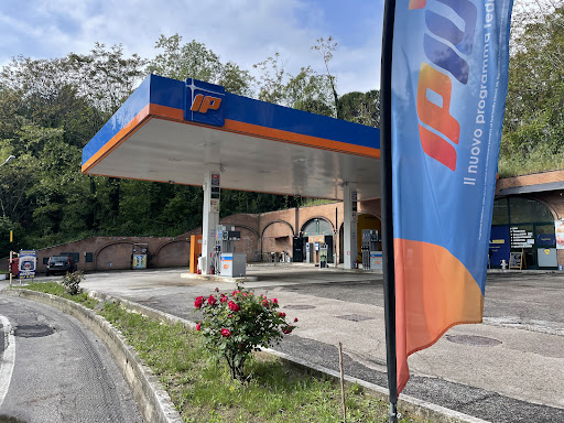 Ip Service Station - Visual