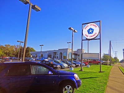 Photos of Dave Dennis Chrysler Jeep Dodge Ram