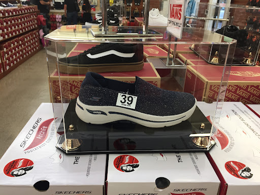Shoe City Los Alamitos Gallery - United States