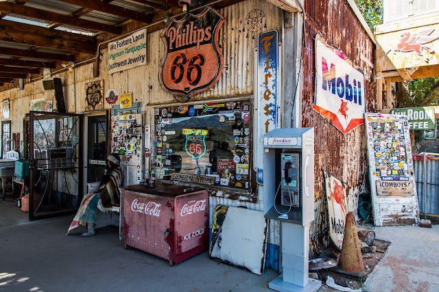 Hackberry General Store