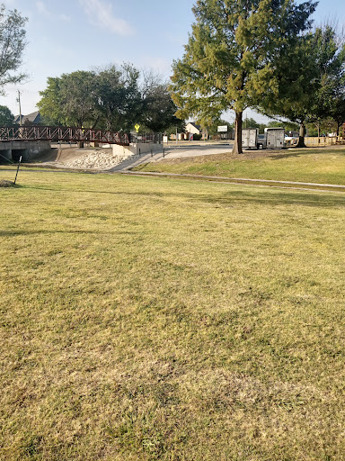 Chapman Park - Visual