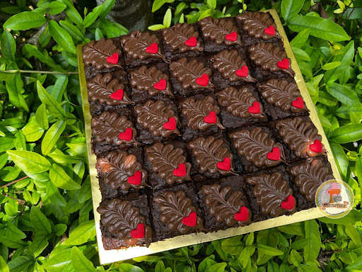 Biscuteers ( Kluang Home-Made Cakes)