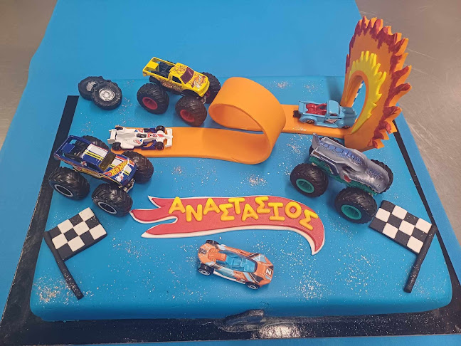 Ζαχαροπλαστείο Cookies & More | Λιβαδειά - Κατάστημα