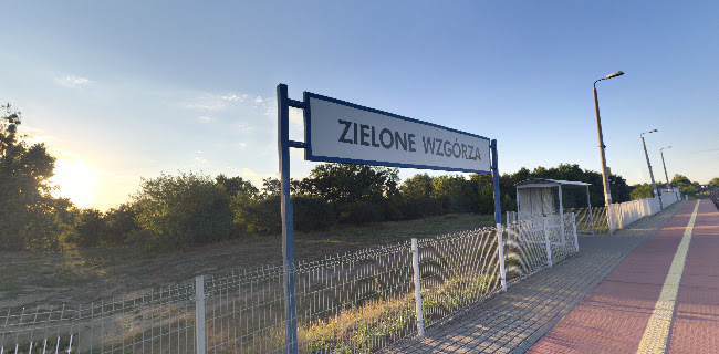 Opinie o Zielone Wzgórza w Murowana Goślina - Parking