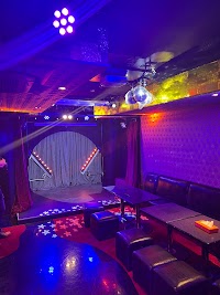 showclub-KA-RU-LA-