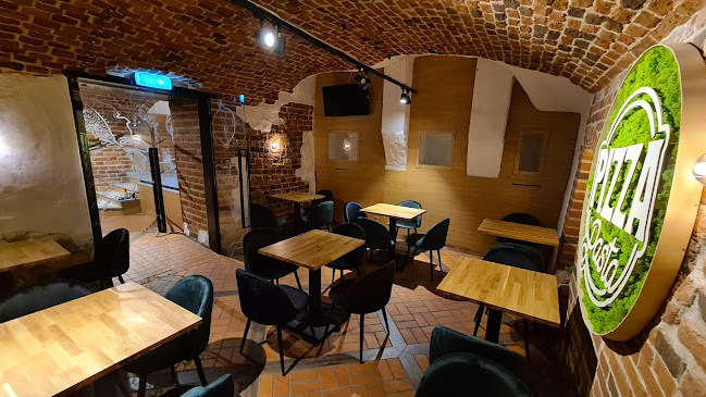 Rynek Staromiejski 4, 87-100 Toruń