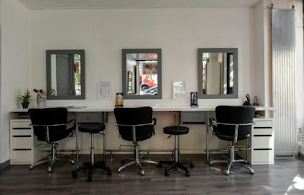 Photo n°6 de R.C coiffeur créateur à Paris (Salon de coiffure)