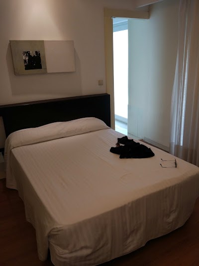 Photos of Hotel Los Jer&oacute;nimos