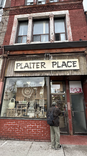 Plaiter Place Gallery - Canada
