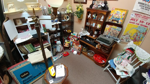 The Salvage Yard Resale Shoppe - Thumbnail