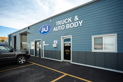 J & J Truck & Auto Body - Thumbnail