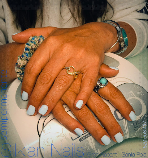 Uñas de porcelana Silkian Nails en Gran Alacant-Santa Pola Gallery - Spain