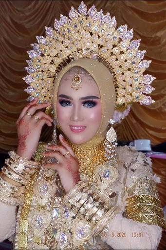 Rumah Pengantin Anging Mammiri by Ekhy Quincy