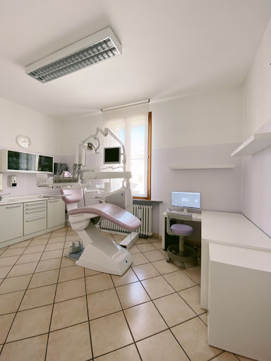 Centro Odontoiatrico Specialistico "S.Chiara" - Thumbnail