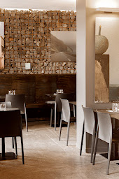 Photo n°4 de l'artocarpe à Saint-Denis (Bar à tapas)