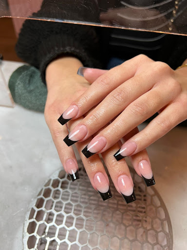 Girly The Nail Bar - Friedrichshagen