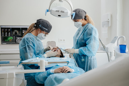 Clínica Dental Doctores Gómez