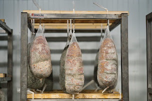 Photo n°20 de Salaison Rinjonneau - Saucissons, Saucisses à Carpentras (Charcutier)
