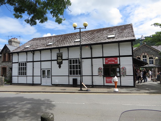 The Log Cabin