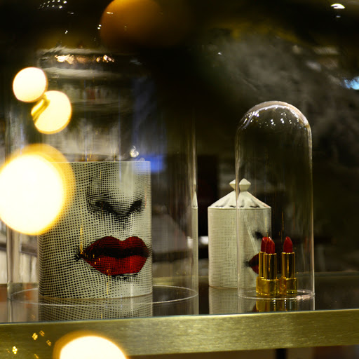 Make - Up - Visual